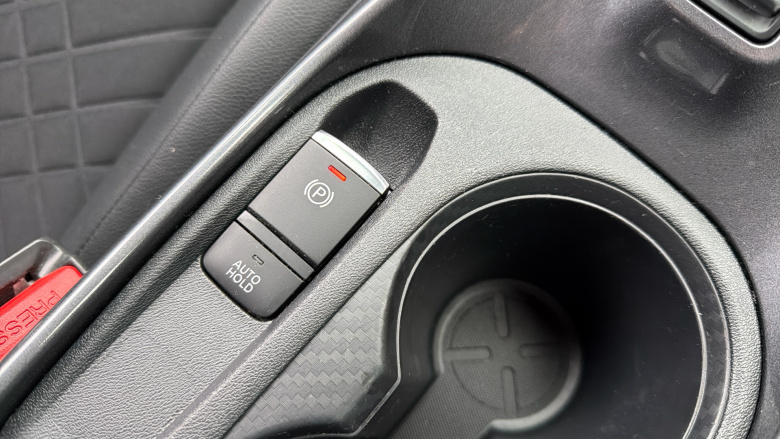 Nissan Juke 1.0 DiG-T 114 Tekna 5dr DCT Petrol Hatchback